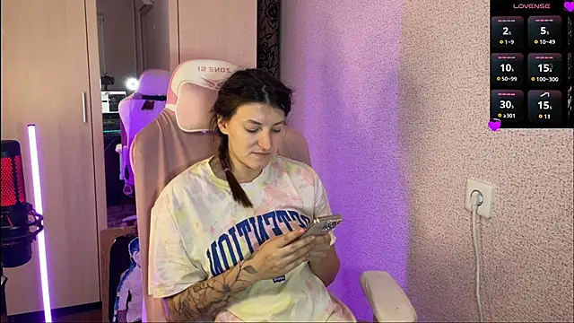 Katrin  kiss online show from 03/05/25, 06:23