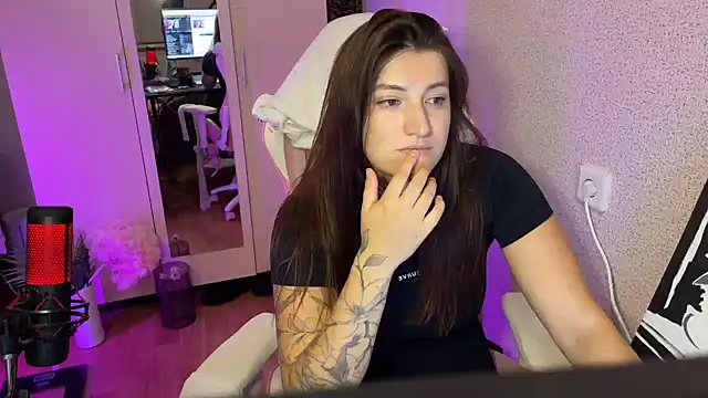 Katrin  kiss online show from 11/03/25, 03:13