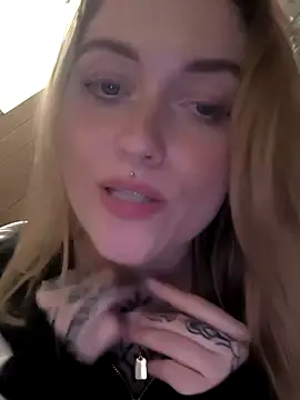 Goldloeckchen159 online show from 12/17/25, 11:22