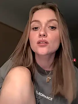 Goldloeckchen159 online show from 02/03/26, 04:23