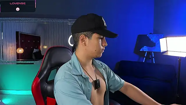 Brat  online show from 03/18/26, 04:59