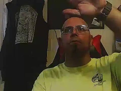 KrazyLegz online show from 09/22/25, 10:45