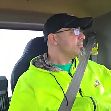 KrazyLegz online show from 10/25/25, 01:51