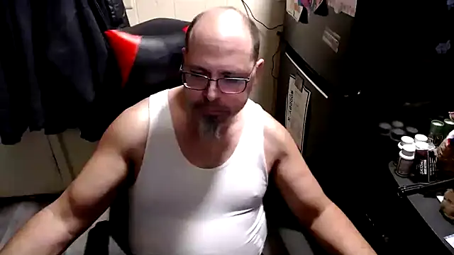 KrazyLegz online show from 12/17/25, 12:27