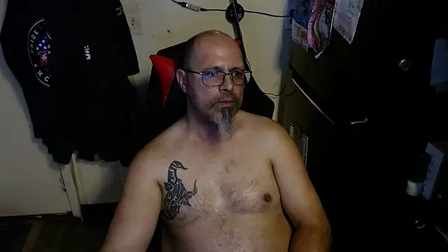 KrazyLegz online show from 04/01/26, 10:51