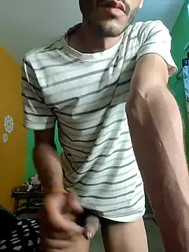 Snapshot of Palyboy426 chatting on 02/05/25, 08:21 Palyboy426 online show from 02/05/25, 08:21