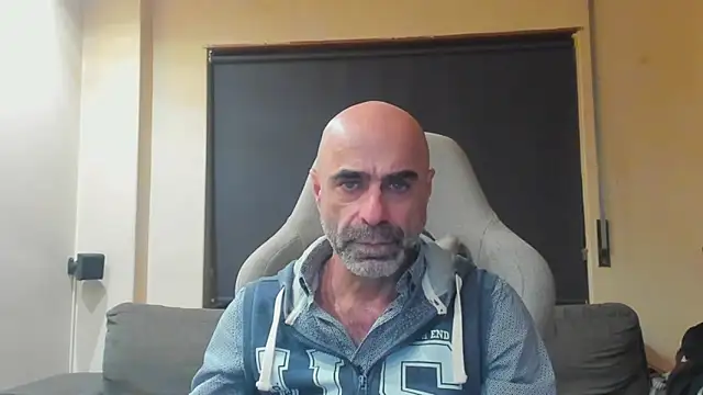 Snapshot of Bicopflirt chatting on 03/05/26, 12:17 Bicopflirt online show from 03/05/26, 12:17