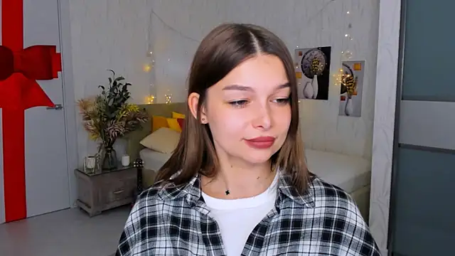 ContinentOfTranquility online show from 02/04/25, 08:46