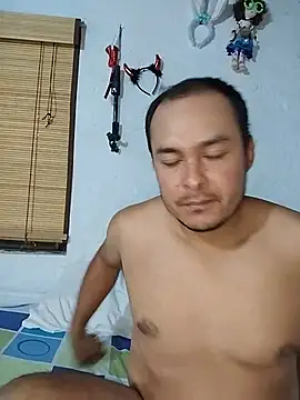 Snapshot of piton77 chatting on 06/20/26, 09:34 piton77 online show from 06/20/26, 09:34