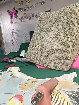 NinaGauther online show from 01/05/26, 05:27