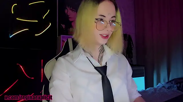 snake  bites online show from 09/29/25, 09:52