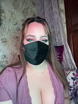 Snapshot of AMBER_SEXY99 chatting on 11/20/25, 02:01 AMBER SEXY99 online show from 11/20/25, 02:01