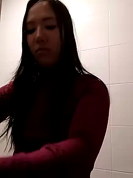 Snapshot of Japabaixinha chatting on 12/23/24, 05:17 Japabaixinha online show from 12/23/24, 05:17