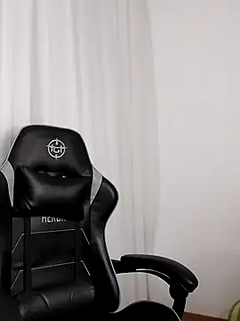 Snapshot of Japabaixinha chatting on 02/10/25, 10:30 Japabaixinha online show from 02/10/25, 10:30