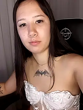 Snapshot of Japabaixinha chatting on 02/27/25, 04:09 Japabaixinha online show from 02/27/25, 04:09