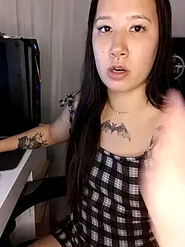 Snapshot of Japabaixinha chatting on 03/10/25, 03:01 Japabaixinha online show from 03/10/25, 03:01