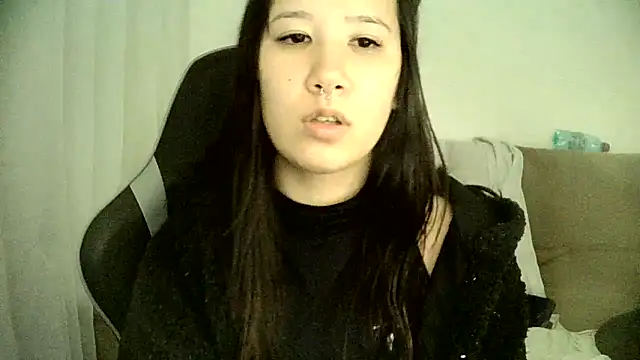 Snapshot of Japabaixinha chatting on 03/19/25, 12:48 Japabaixinha online show from 03/19/25, 12:48