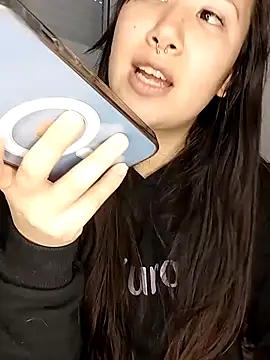 Snapshot of Japabaixinha chatting on 09/12/25, 04:40 Japabaixinha online show from 09/12/25, 04:40