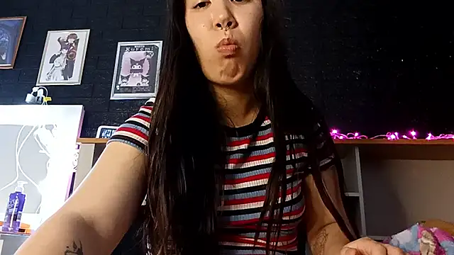 Snapshot of Japabaixinha chatting on 11/02/25, 09:17 Japabaixinha online show from 11/02/25, 09:17