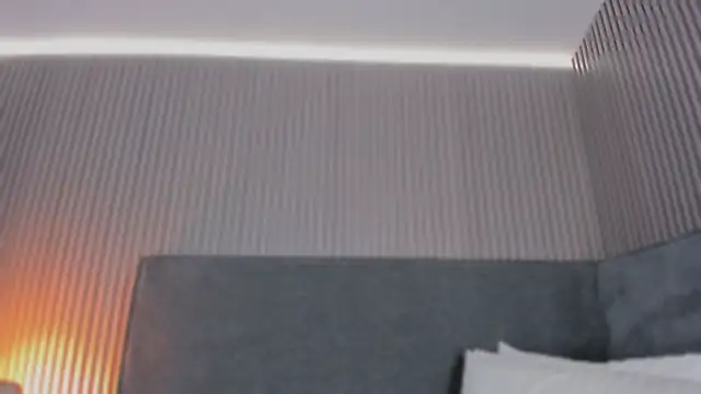 emelie 89 online show from 12/05/25, 12:03