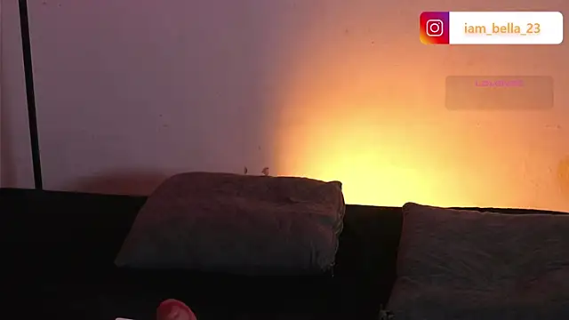 yourtoybella online show from 02/23/26, 06:05