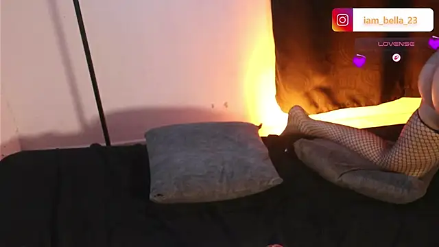 yourtoybella online show from 04/23/26, 07:05