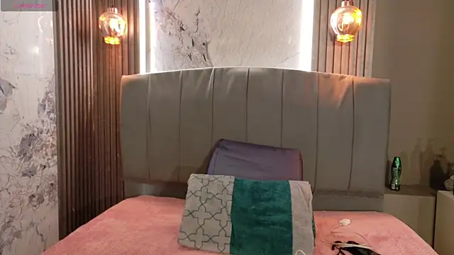 Danielaa a online show from 10/12/25, 01:26