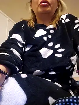 Afroditecash online show from 04/22/26, 08:28