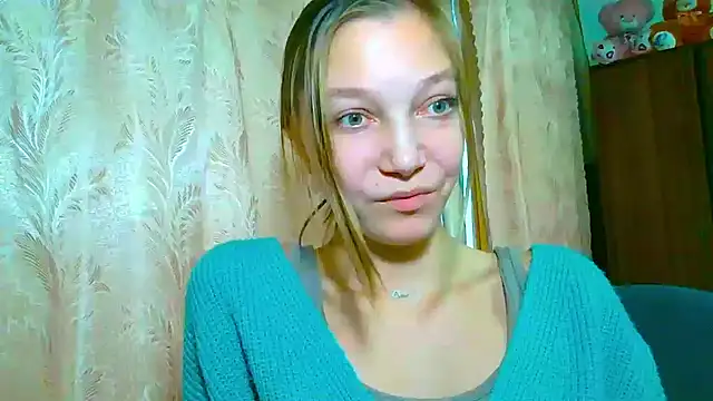 EmillyPlay online show from 11/10/25, 11:09