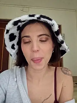 licoricepizza online show from 11/23/25, 01:22