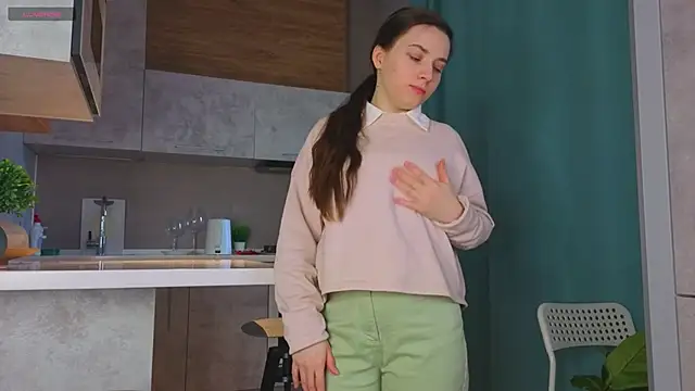 DonnaBurkee online show from 04/10/26, 04:28