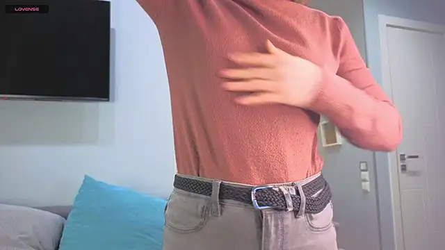 DonnaBurkee online show from 04/20/26, 04:26