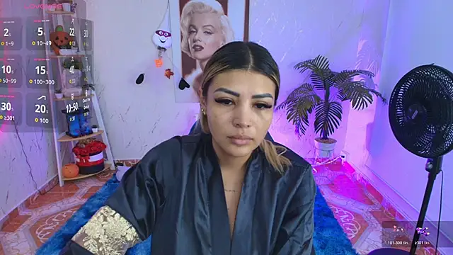 SALOOMEE   online show from 11/13/25, 09:30