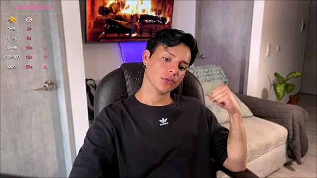 Alexxblue online show from 01/27/25, 09:44