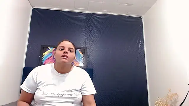 brunnette hot online show from 02/25/25, 11:19