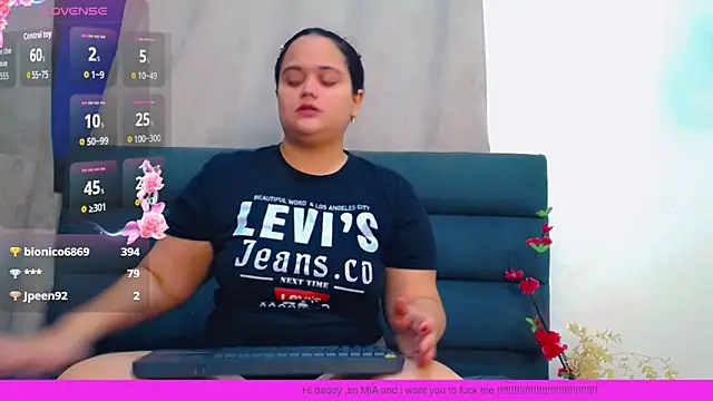 brunnette hot online show from 03/16/26, 10:52