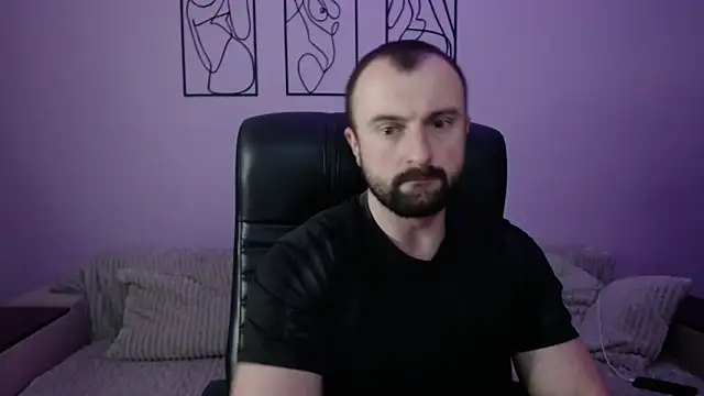 brindlefly6969 online show from 04/21/26, 10:43