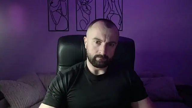 brindlefly6969 online show from 04/23/26, 10:36