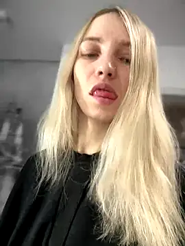 Adelina0001 online show from 12/02/24, 01:58