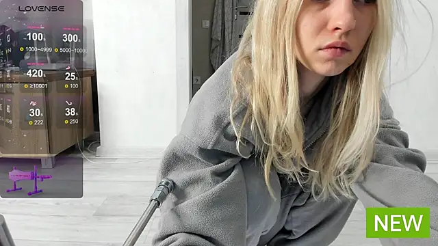 Adelina0001 online show from 12/17/24, 02:01