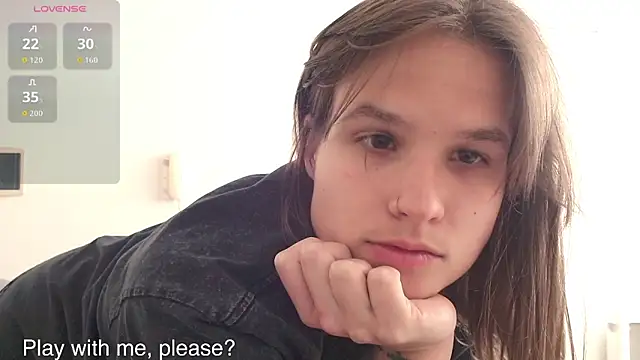 Snapshot of Your_Hand_In_mine chatting on 10/08/25, 05:43 Your Hand In mine online show from 10/08/25, 05:43