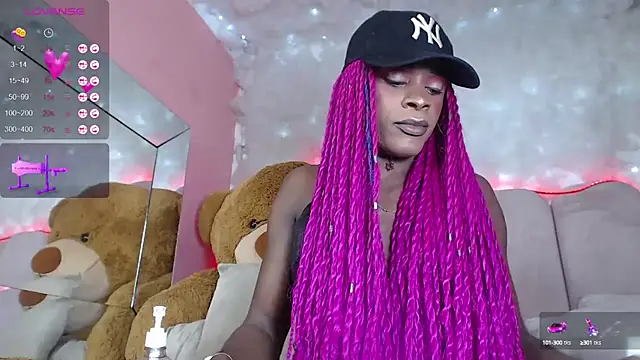 puca ebony online show from 02/13/25, 07:21