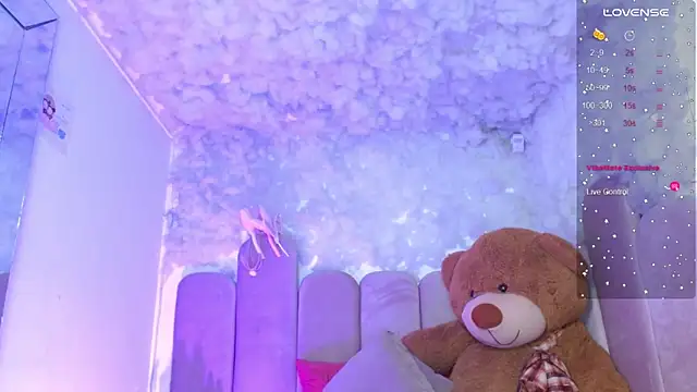 puca ebony online show from 11/11/25, 07:36