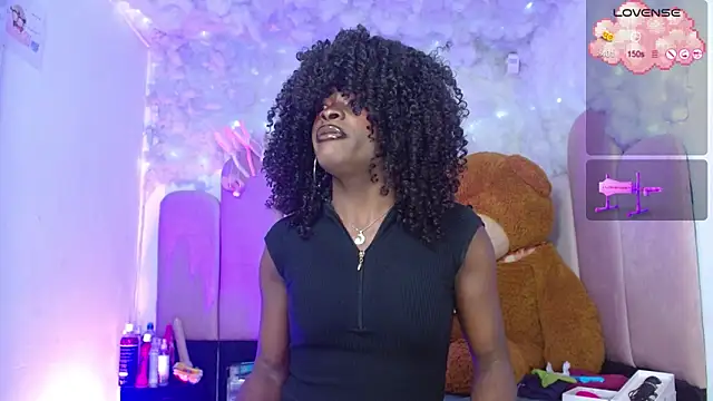 Snapshot of puca_ebony chatting on 12/20/25, 12:45 puca ebony online show from 12/20/25, 12:45