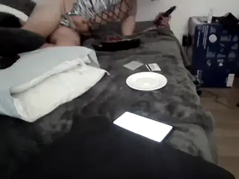 Iliketocooksquirt25 online show from 02/11/25, 04:02