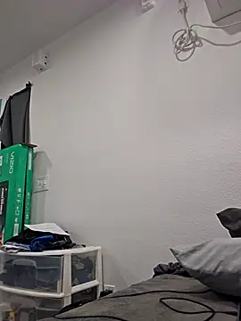 Iliketocooksquirt25 online show from 04/21/26, 02:37