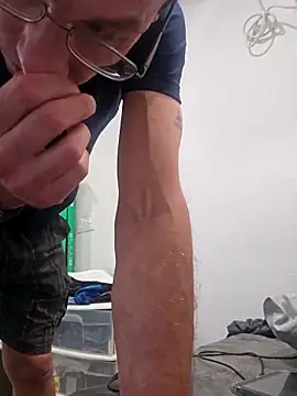 Iliketocooksquirt25 online show from 04/21/26, 03:02