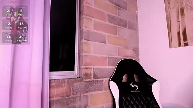 Im Scarlet online show from 10/22/25, 11:04