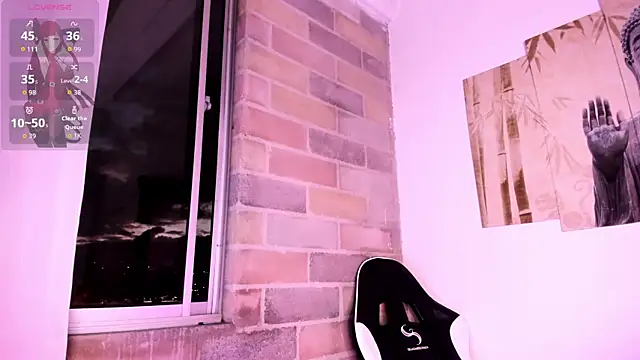 Im Scarlet online show from 10/25/25, 11:10