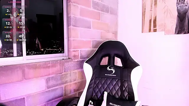 Im Scarlet online show from 10/26/25, 11:42